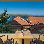 Stella Hotel apartamentowy Fiskardo